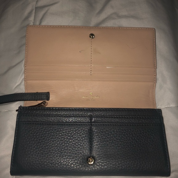 Kate spade wristlet/wallet - Picture 3 of 4